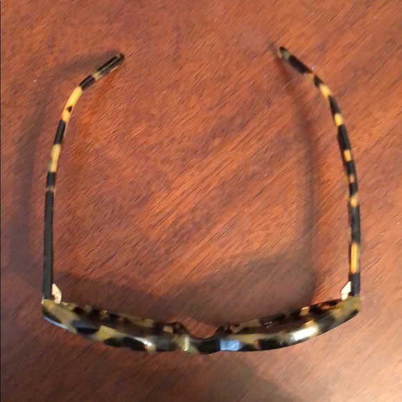 Tory Burch Sunglasses. Brown and Black - Picture 3 of 4